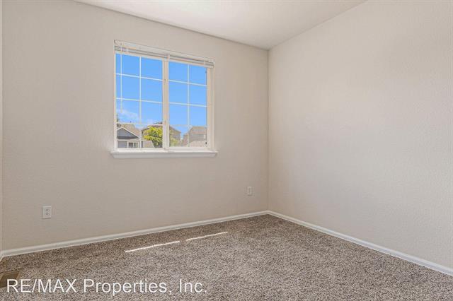 8273 Kettle Drum Street 5603885