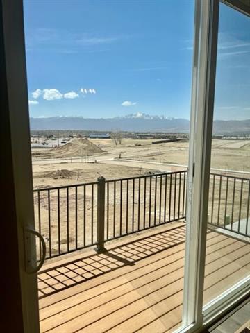 6053 Abbey Hill Lane