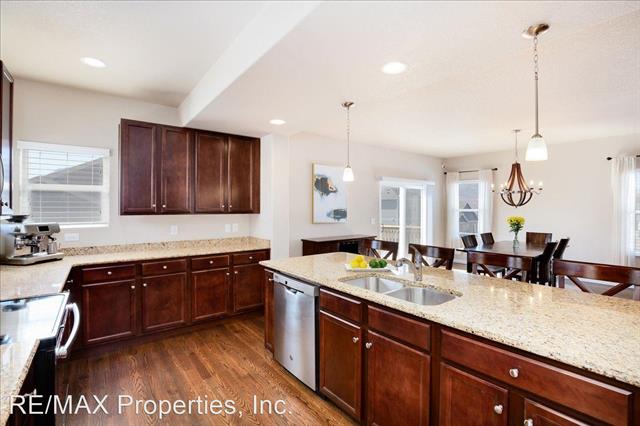 1491 Grand Overlook Street 11102069