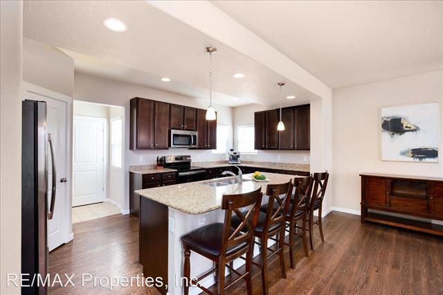 1491 Grand Overlook Street 11102069