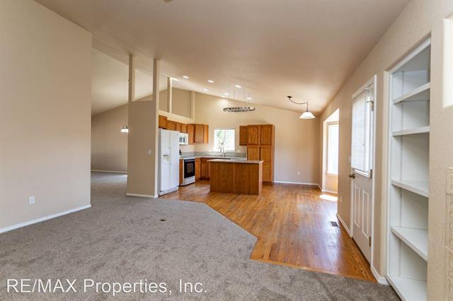 8424 Roaring Fork Drive