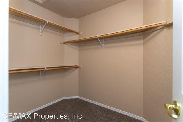 8424 Roaring Fork Drive