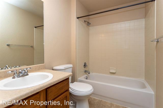 8424 Roaring Fork Drive