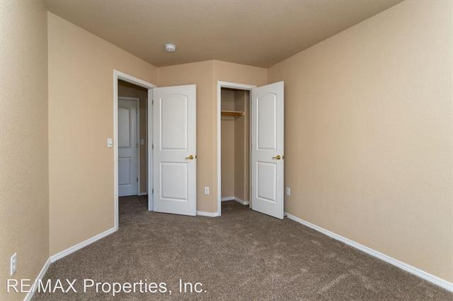 8424 Roaring Fork Drive