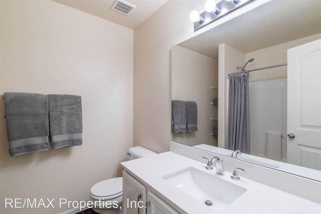 2163 St Claire Park Alley 11497177