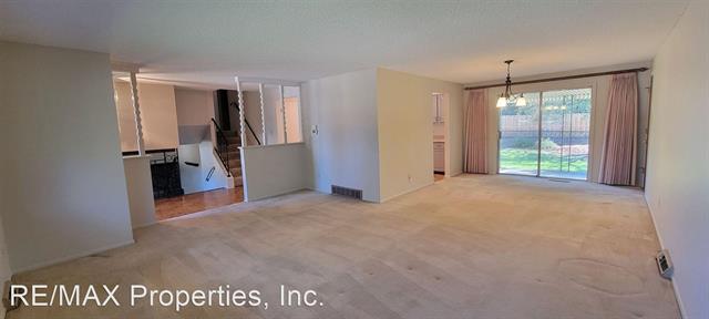 6853 Duke Drive 11501944