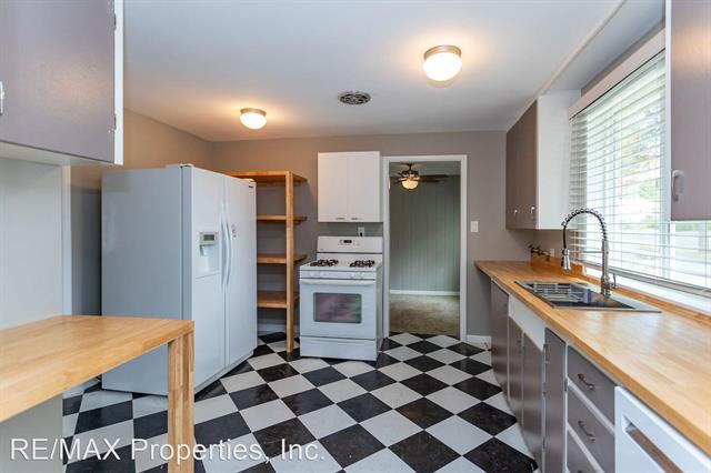 624 Pleasant Street 11621483