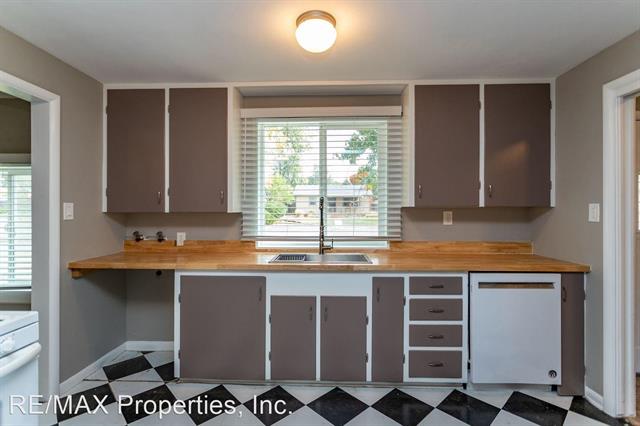 624 Pleasant Street 11621483