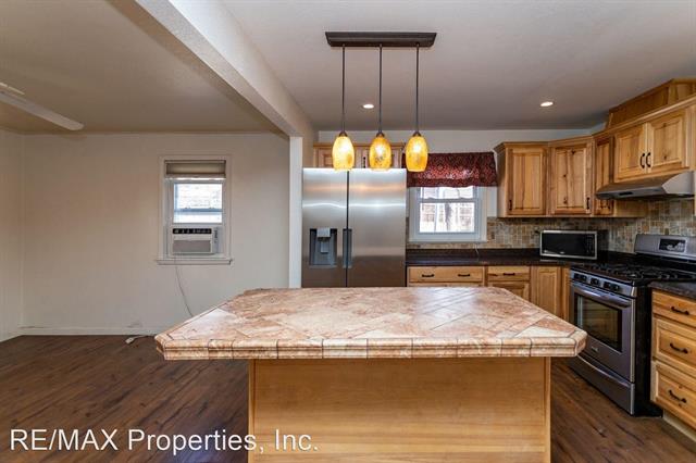 2020 W Platte Avenue 11660555