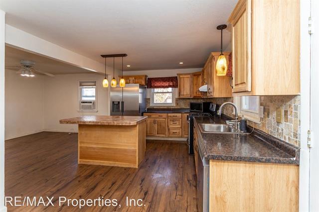 2020 W Platte Avenue 11660555