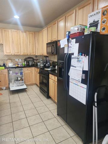 3405 Grey Owl Point 11694499