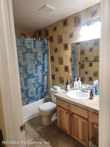 3405 Grey Owl Point 11694499