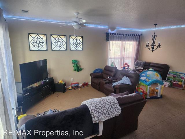 3405 Grey Owl Point 11694499