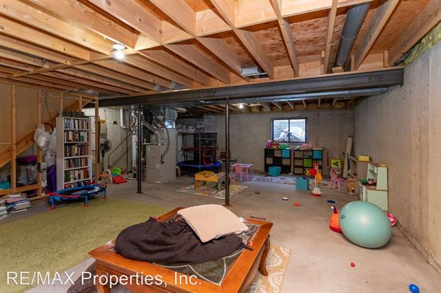 6973 Sproul Lane 11704071