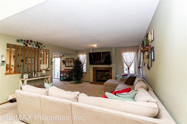 6973 Sproul Lane 11704071