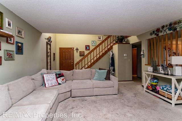 6973 Sproul Lane 11704071