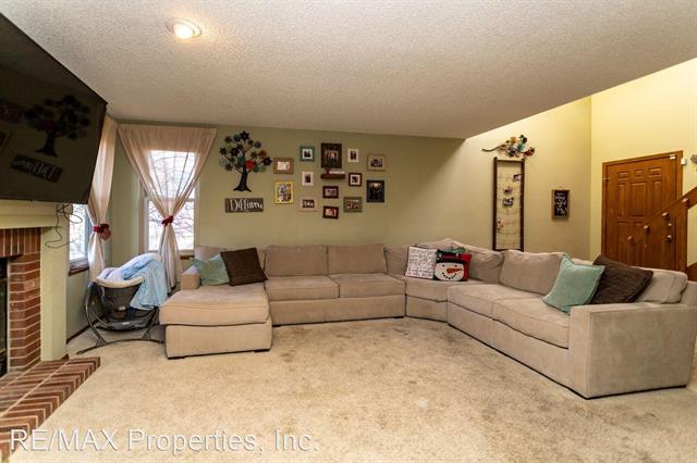 6973 Sproul Lane 11704071