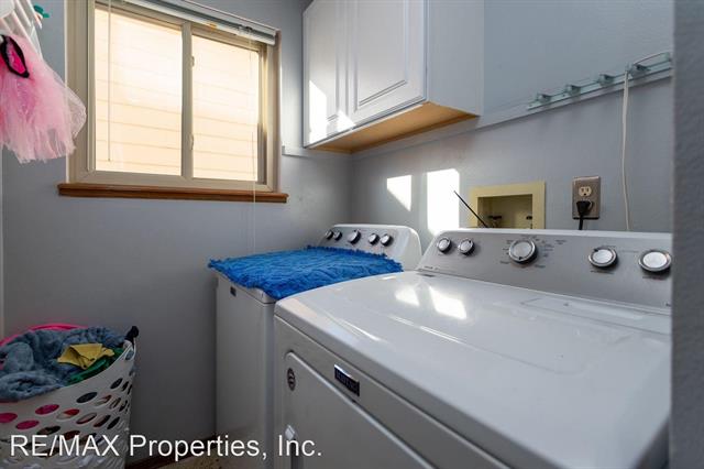 6973 Sproul Lane 11704071