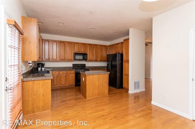 340 E Fountain Boulevard 11866229