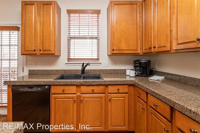 340 E Fountain Boulevard 11866229