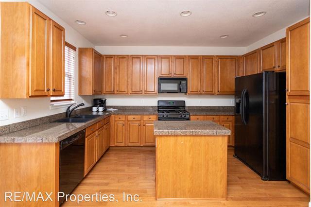 340 E Fountain Boulevard 11866229