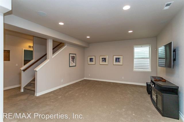 9074 Rollins Pass Court 11879757