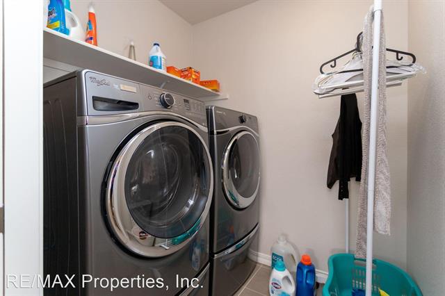 9074 Rollins Pass Court 11879757