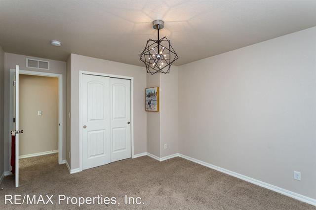 9074 Rollins Pass Court 11879757