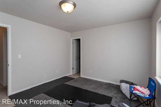 9074 Rollins Pass Court 11879757