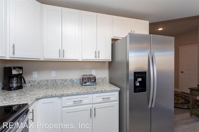 642 Thimbleberry Point