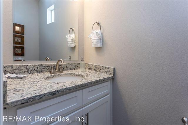 642 Thimbleberry Point