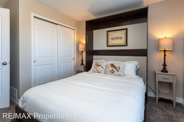 642 Thimbleberry Point