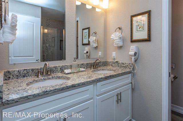 642 Thimbleberry Point