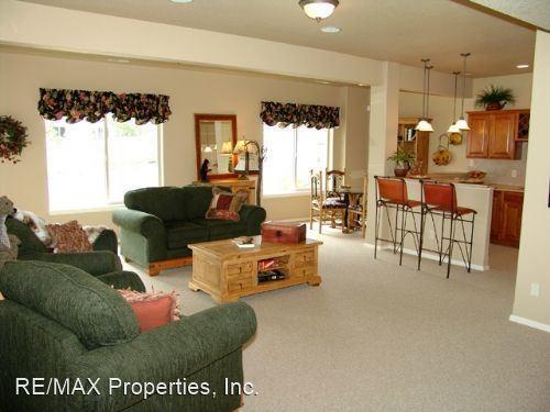 8270 Regiment Court 6122657