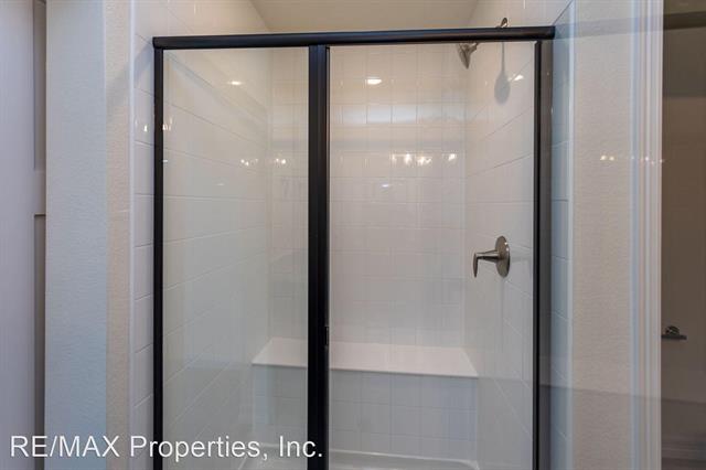 1847 Rose Quartz Heights 9788690