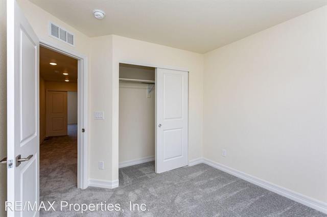 1847 Rose Quartz Heights 9788690