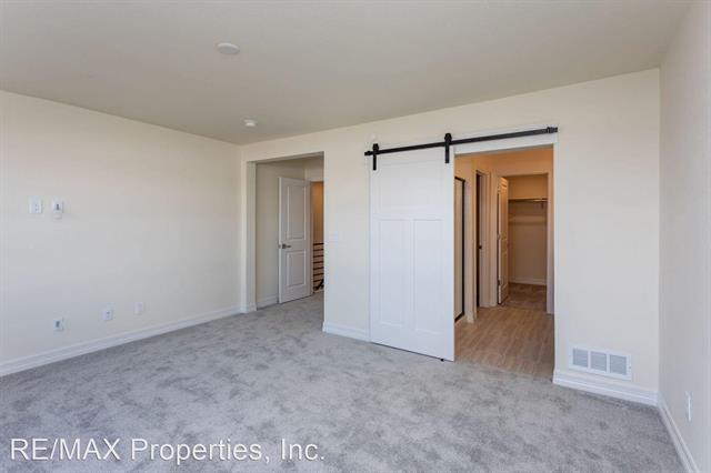 1847 Rose Quartz Heights 9788690