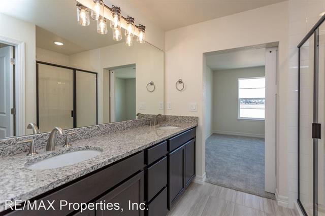 1847 Rose Quartz Heights 9788690