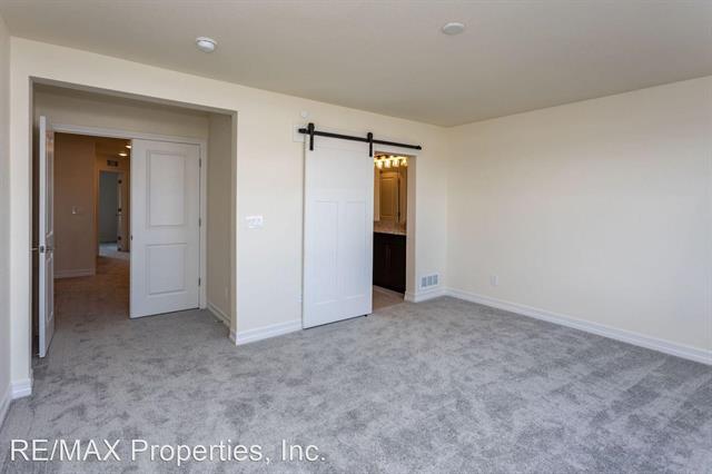 1847 Rose Quartz Heights 9788690