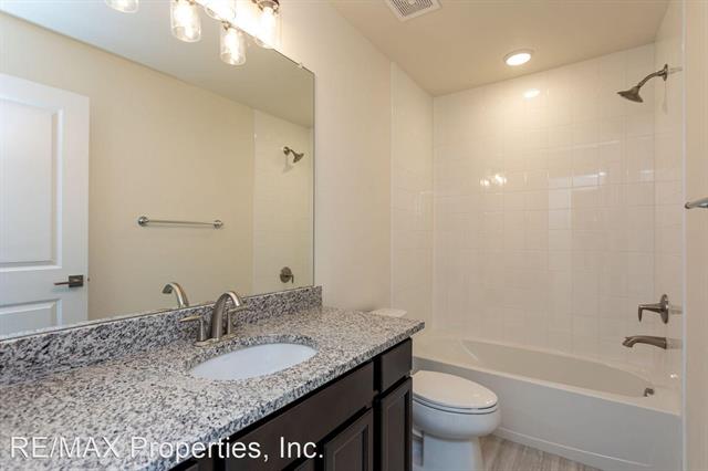 1847 Rose Quartz Heights 9788690