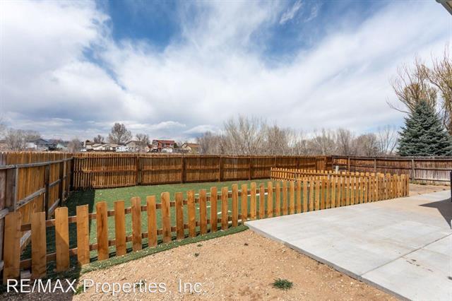 1130 Pond Side Drive 9918706