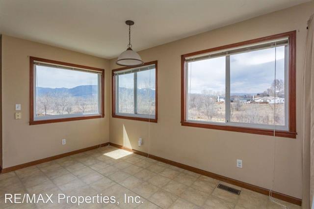 1130 Pond Side Drive 9918706