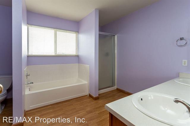 1130 Pond Side Drive 9918706