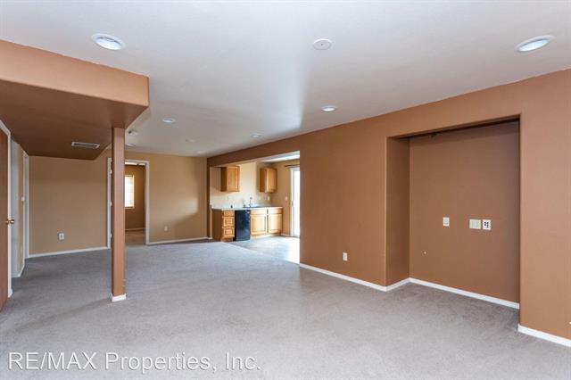 1130 Pond Side Drive 9918706