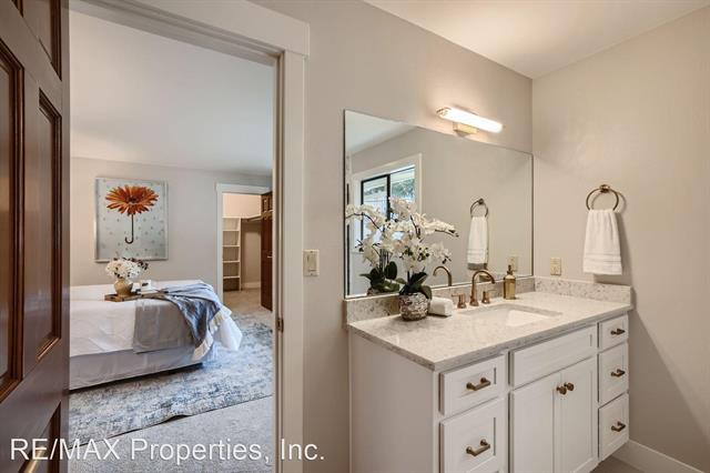 707 Count Pourtales Drive 12117675