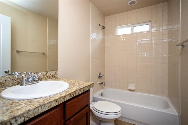 8177 Kettle Drum Street 12152425