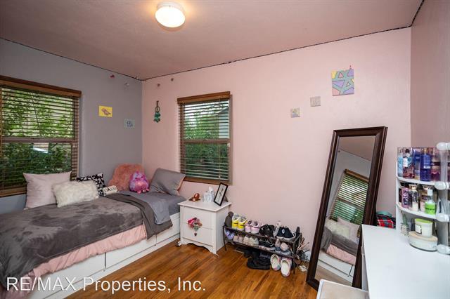 922 E High Street 12169526