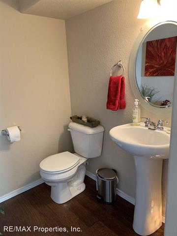 5348 Prominence Point