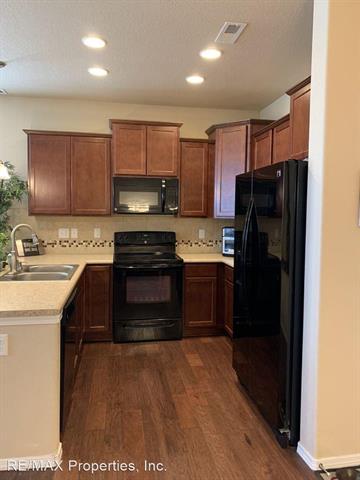 5348 Prominence Point