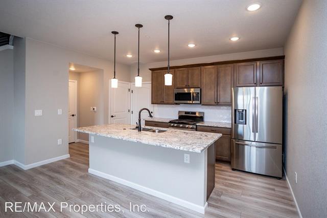 1623 Spring Water Point 12192092